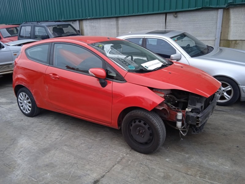 ford fiesta (ccn) del año 2013