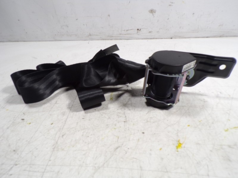 Recambio de cinturon seguridad trasero izquierdo para renault clio iv 1.5 dci diesel fap referencia OEM IAM 888419629R 888419629