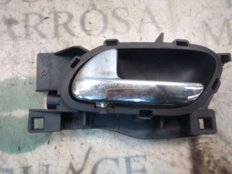 Recambio de maneta interior delantera izquierda para peugeot 407 sport referencia OEM IAM   