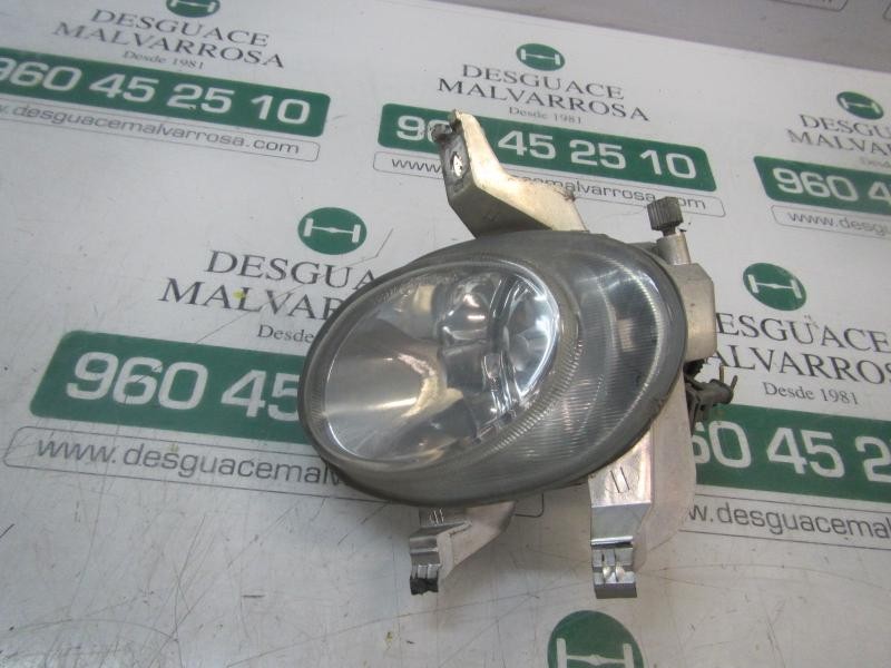 Recambio de faro antiniebla derecho para peugeot 206 berlina 1.9 diesel referencia OEM IAM   
