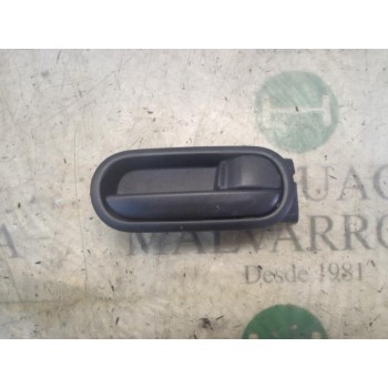 MANETA INTERIOR TRASERA DERECHA D65158330A02 