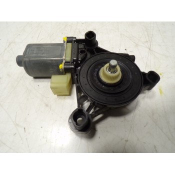 MOTOR ELEVALUNAS DELANTERO IZQUIERDO 5Q0959802C 5Q0959802C 