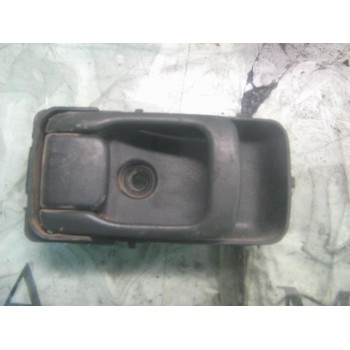 MANETA INTERIOR DELANTERA IZQUIERDA 