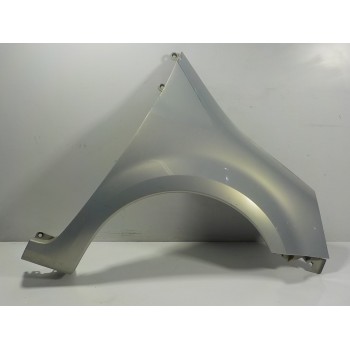 ALETA DELANTERA DERECHA 