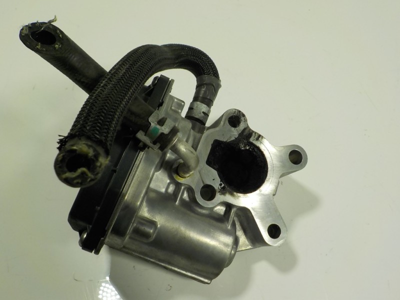 Recambio de valvula egr para toyota auris 1.4 turbodiesel cat referencia OEM IAM 2580033011 2580033011 