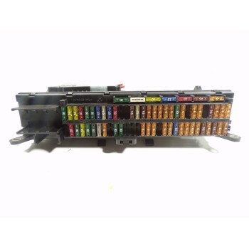 CAJA RELES / FUSIBLES 61138384527 8380407 