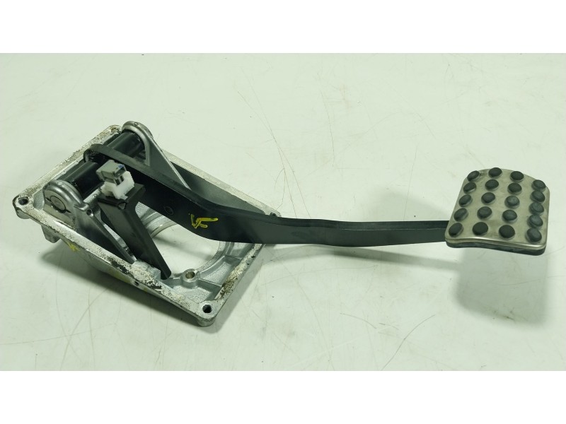 Recambio de pedal freno para mercedes-benz clase g (w463) g 350 d (463.348) referencia OEM IAM A4632900700 A4632940701 
