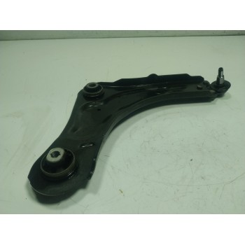 BRAZO SUSPENSION INFERIOR DELANTERO DERECHO 545006560R 