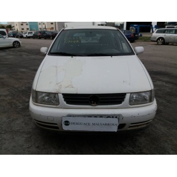VOLKSWAGEN POLO BERLINA (6N1)
