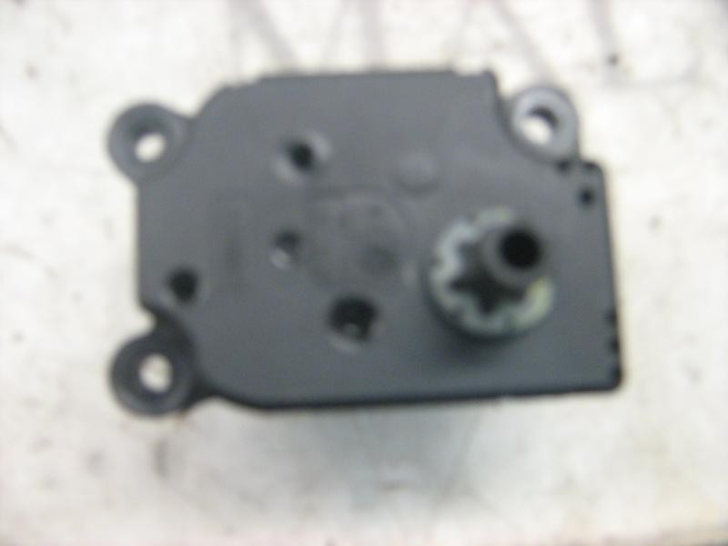 Recambio de motor apertura trampillas climatizador para ford mondeo turnier (ge) ghia referencia OEM IAM   