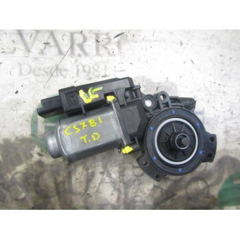 MOTOR ELEVALUNAS TRASERO DERECHO 834601H010 402058D 402058D