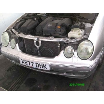 MERCEDES-BENZ CLASE E (W210) BERLINA