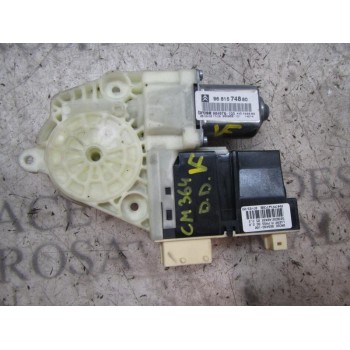 MOTOR ELEVALUNAS DELANTERO DERECHO 