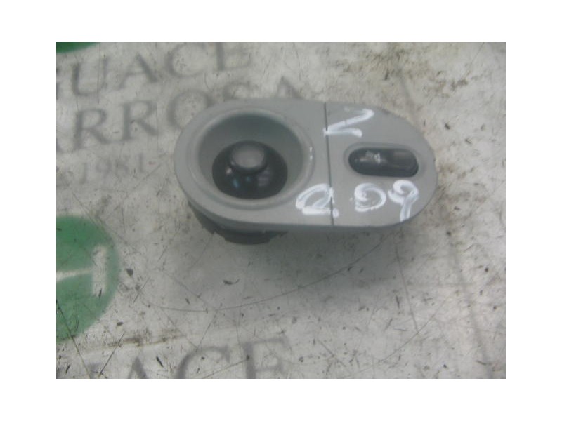 Recambio de piloto interior para renault laguna (b56) 1.8 anade referencia OEM IAM   