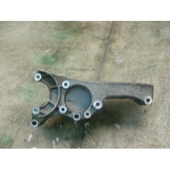 SOPORTE BOMBA INYECCION 