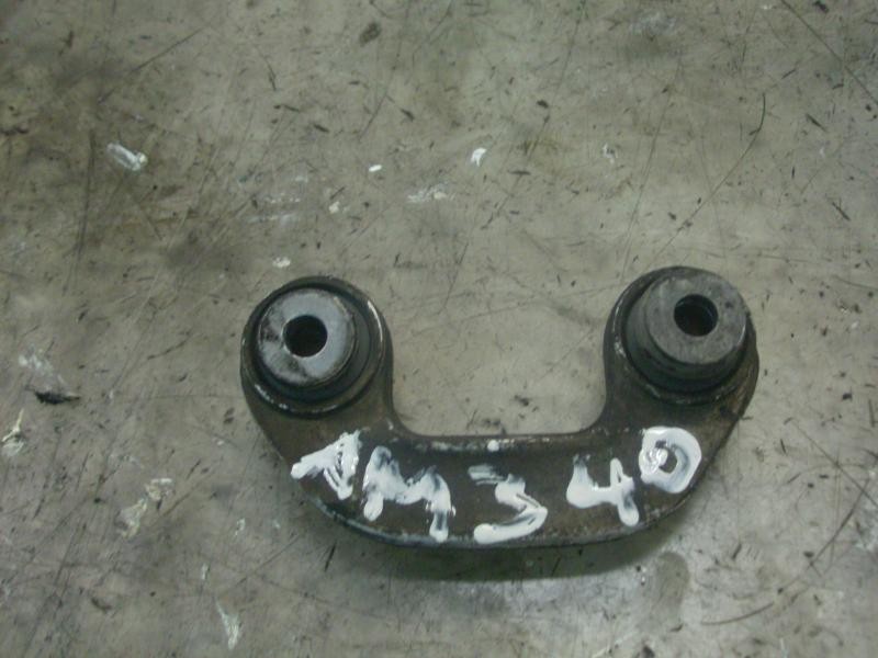 Recambio de tirante delantero izquierdo para audi a6 berlina (4b2) 2.4 (121kw) referencia OEM IAM 8D0411317D  