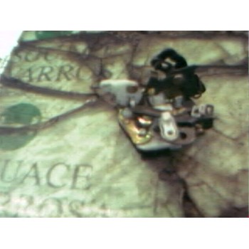 CERRADURA PUERTA TRASERA DERECHA 