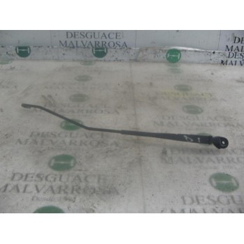 BRAZO LIMPIA DELANTERO DERECHO 