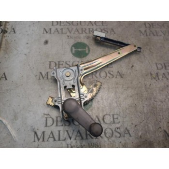 ELEVALUNAS TRASERO DERECHO 