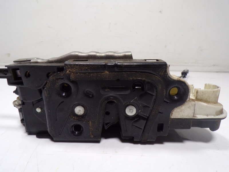 Recambio de cerradura puerta delantera izquierda para volkswagen golf vi (5k1) 1.6 tdi referencia OEM IAM 5K1837015B 5K1837015 