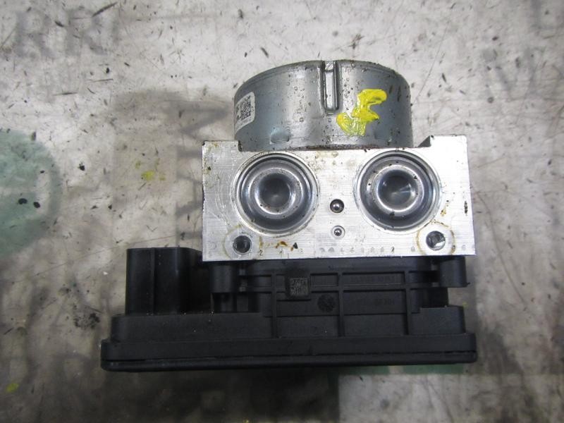 Recambio de abs para peugeot 208 1.2 12v vti referencia OEM IAM 1610134480 9806891780 10091511793
