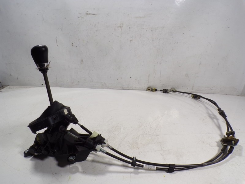 Recambio de palanca cambio para ford transit courier 1.5 tdci cat referencia OEM IAM 1742233 AV1R7C453CKA 