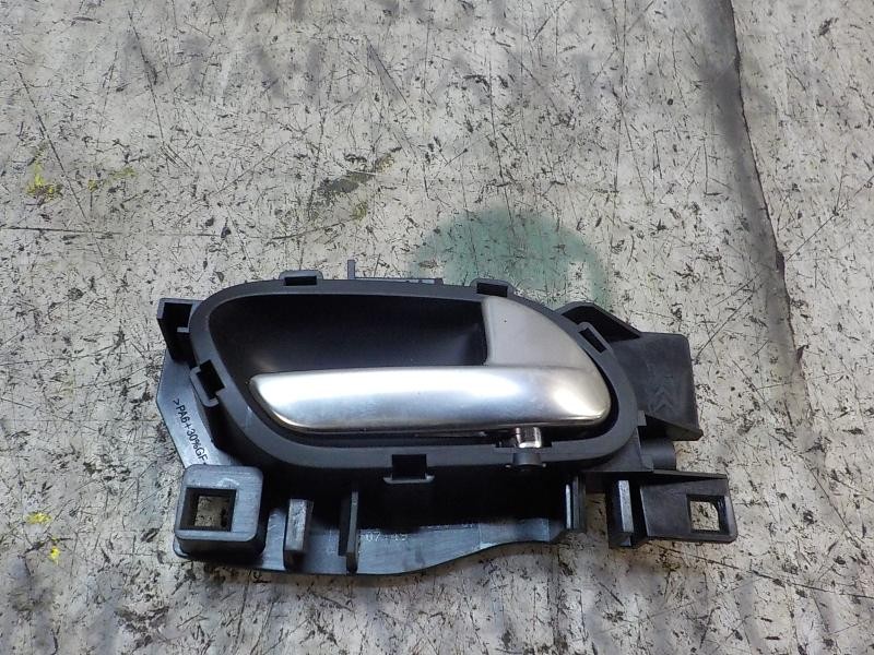 Recambio de maneta interior trasera derecha para peugeot 208 active referencia OEM IAM 9144G4  