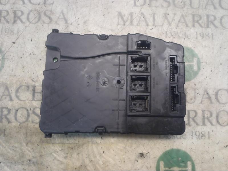 Recambio de caja reles / fusibles para renault scenic ii authentique referencia OEM IAM   