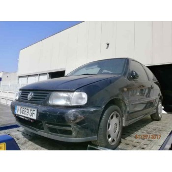 VOLKSWAGEN POLO BERLINA (6N1)