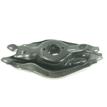 BRAZO SUSPENSION INFERIOR TRASERO DERECHO A2063520100 A2063520100 