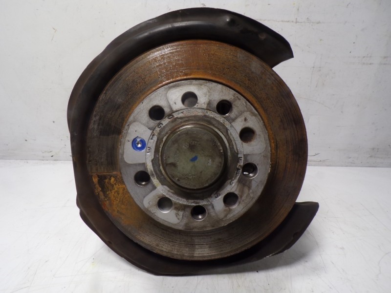 Recambio de mangueta trasera derecha para skoda yeti 1.2 tsi referencia OEM IAM 3C0505434K  