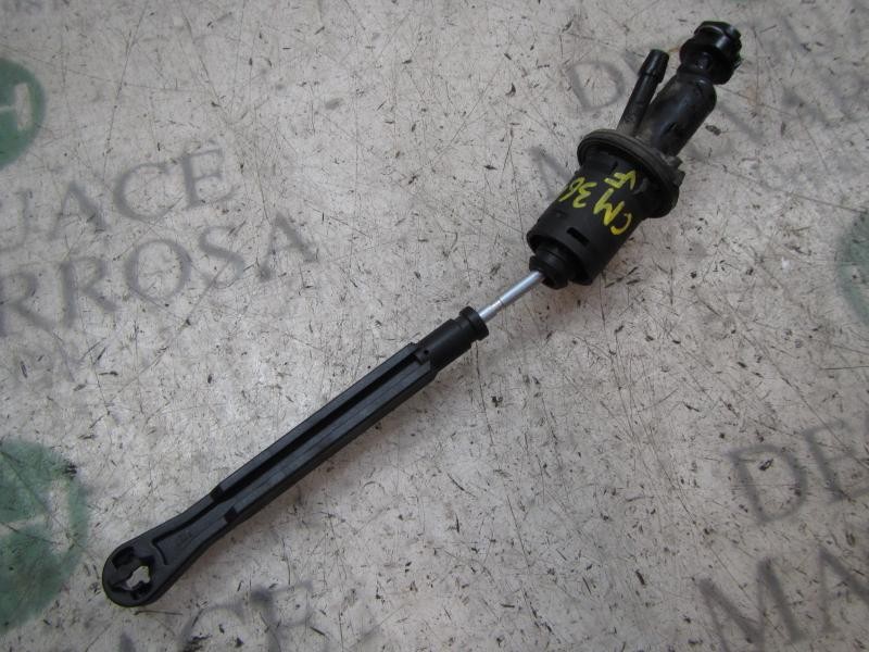 Recambio de bomba embrague para citroën c4 berlina lx referencia OEM IAM   