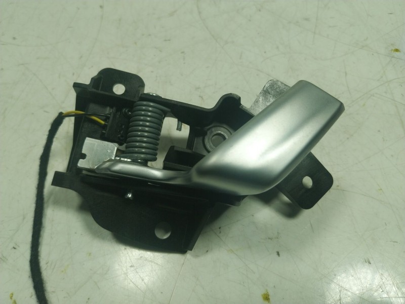 Recambio de maneta interior trasera izquierda para tesla model s p referencia OEM IAM 600891100D  