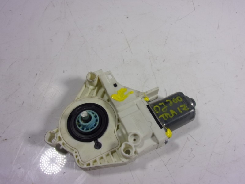 Recambio de motor elevalunas trasero izquierdo para skoda yeti 1.2 tsi referencia OEM IAM 5L0959811A 5L0959811A 