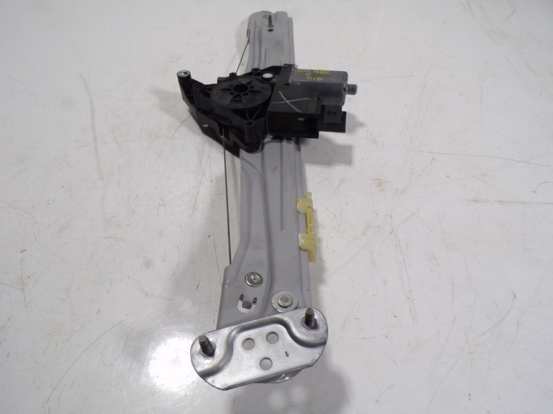 Recambio de elevalunas delantero derecho para opel crossland x 1.2 referencia OEM IAM 39137856 39137856 