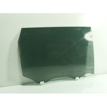 CRISTAL PUERTA TRASERO DERECHO 823004CA0B 