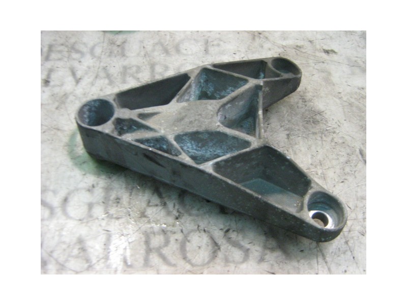 Recambio de soporte cambio para ford fiesta berlina (dx) ghia referencia OEM IAM   