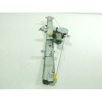 ELEVALUNAS DELANTERO DERECHO 807204CA0A 807314CA0A