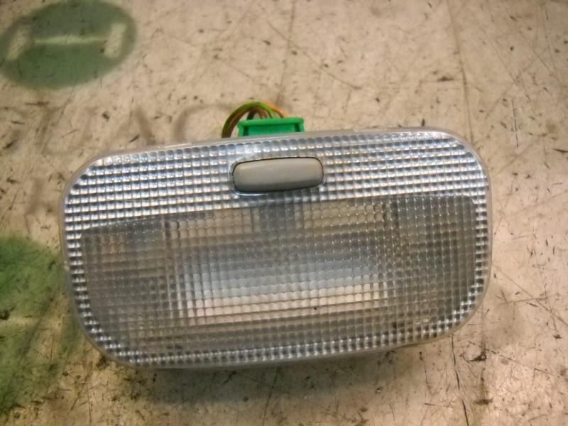 Recambio de piloto interior para peugeot 307 (s1) xr referencia OEM IAM   