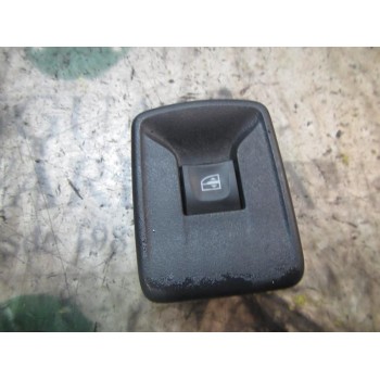 MANDO ELEVALUNAS DELANTERO DERECHO 