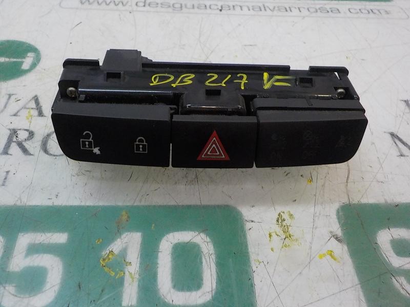 Recambio de warning para opel insignia berlina sport referencia OEM IAM 13324594 13324594 