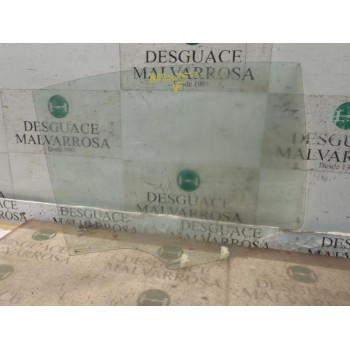 CRISTAL PUERTA TRASERO DERECHO 834211G211 