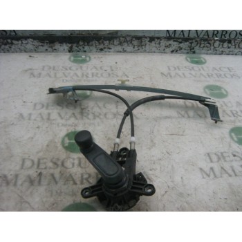 ELEVALUNAS TRASERO DERECHO 