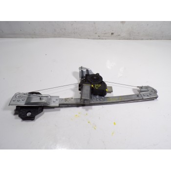 ELEVALUNAS DELANTERO IZQUIERDO 807211440R M113616C00 
