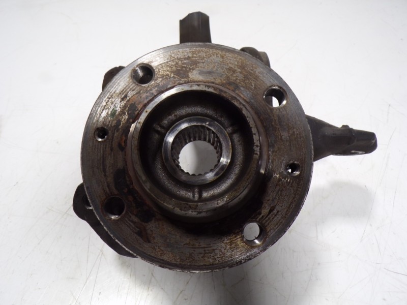 Recambio de mangueta delantera izquierda para opel crossland x 1.2 referencia OEM IAM 3557918  