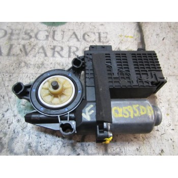 MOTOR ELEVALUNAS DELANTERO DERECHO 