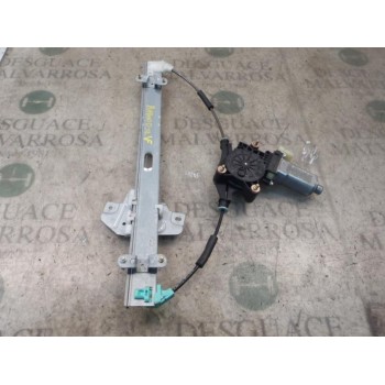 ELEVALUNAS DELANTERO IZQUIERDO 824011G010 