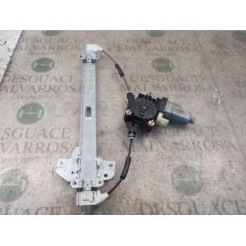 ELEVALUNAS TRASERO IZQUIERDO 834011G010 