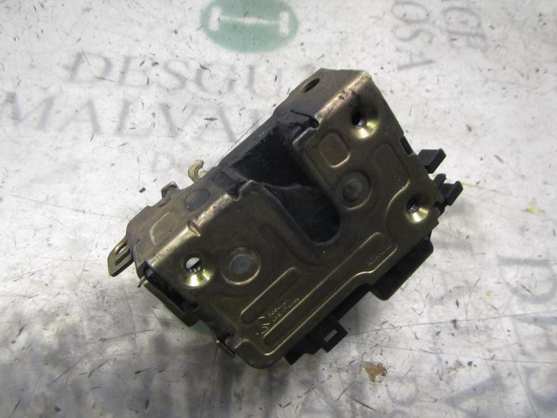 Recambio de cerradura puerta trasera derecha para renault megane i classic (la0) 1.6 referencia OEM IAM   