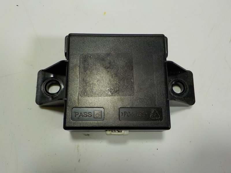 Recambio de modulo electronico para mclaren 570s spider p13 referencia OEM IAM   